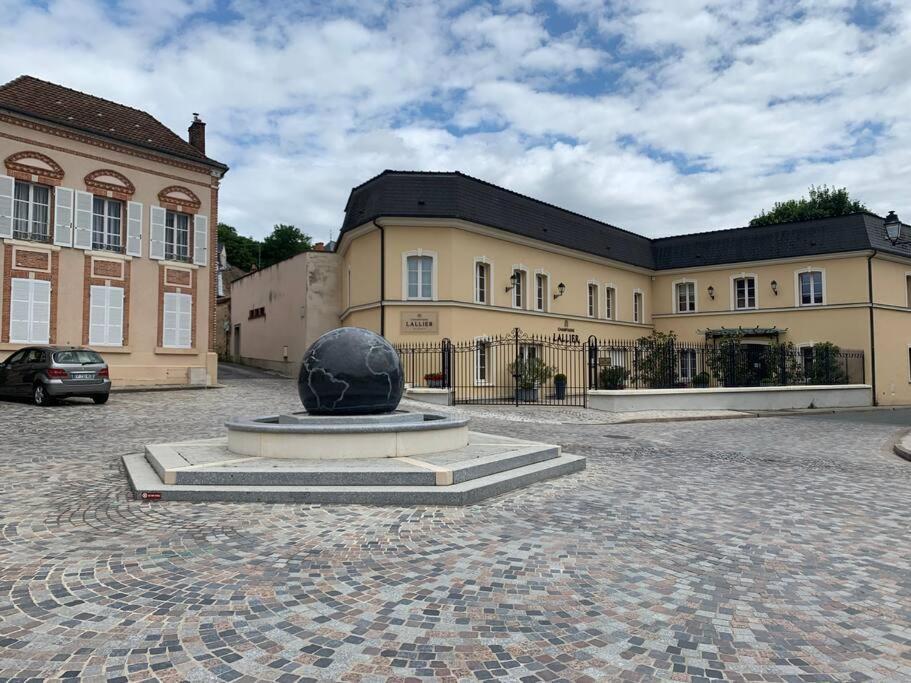 L'Etape Champenoise Apartment Ай-Шампан Екстериор снимка